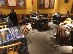 -富正毅三下锅·湘西韵味(天门山索道店)