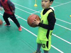 -呈康体育青少年篮球培训班(虹口店)