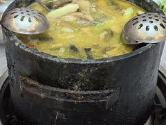 -鲁朗纳麦石锅鸡庄园