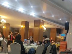 -鹏城人家海鲜酒家·23年老字号(较场尾店)