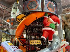 -嗨翻Hi-Fun竞技主题乐园·蹦床亲子生日轰趴(国光1937店)