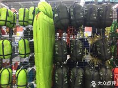 -迪卡侬(西华店)