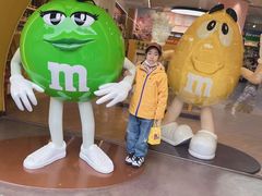 -m豆巧克力世界(上海世茂广场店)