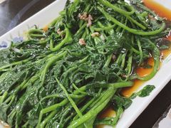 -华威达牛庄(黄埔大道西店)