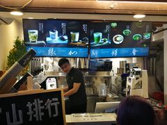 德式脆皮烤猪肘-LENBACH兰巴赫西餐啤酒坊(大连星海广场店)
