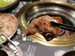 -黑牛の場烤肉(摩天活力城店)