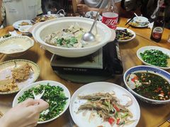 -芦茨金富饭庄·25年老字号·专做稻草鸡