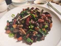 -菌海森林·非遗野生菌火锅(西山区滇池路摩根道店)
