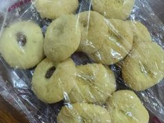 -红房子西点(汇联商厦天钥桥路店)