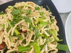 -何记羊汤馆(丽水佳源店)