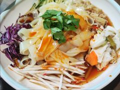 -东口码头·烧鸽子·鱼头泡饼·地方菜(金鹰悦城店)