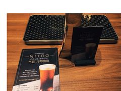 -星巴克臻选(广州高德置地秋广场店)