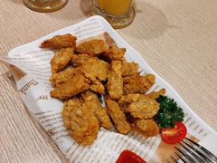 -佰搭果·广式茶餐厅(西华路店)