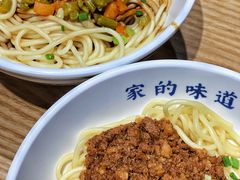 武汉热干面-文叔·湖北名小吃·小龙虾(华强北店)