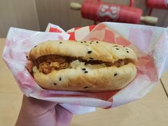 -塔斯汀中国汉堡(浦东绿地东海岸店)