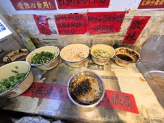 -柳州肥姨妈大骨螺蛳粉(东靖路店)