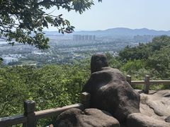 -灵岩山风景区