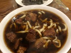 -清真吴记门钉肉饼·喜多利