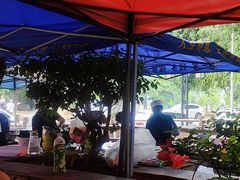 -汤锅大王(新平曹苏黄牛汤锅有限公司)