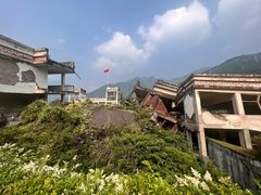 -四川汶川特大地震漩口中学遗址