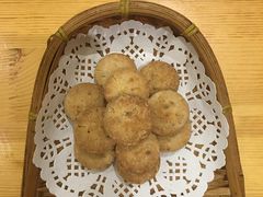 -乌镇那一年小院主题餐厅(甘泉西路店)