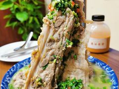 夜市网红火山排骨-曼谷食堂·泰国家庭料理(丹桂路店)