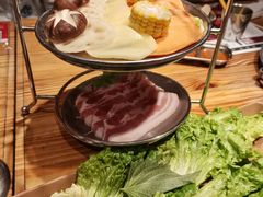 -青瓦炭韩潮烤肉(花园道店)