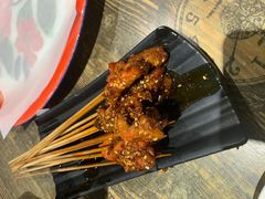 -喝丢一只鞋辣炒海鲜小烧烤(三八广场店)