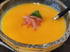 -鼎泰亨·海鲜牛肉餐厅(滨江店)