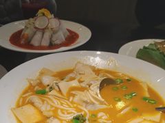 -麻六记(凤凰汇店)
