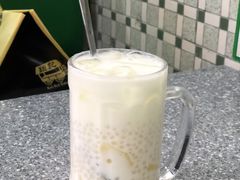 菠萝鲜奶西米露-义顺牛奶公司(新马路老店)
