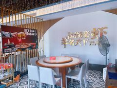 -侠舍·江湖小龙虾大排档(沌口总店)