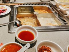 -海底捞火锅(新松江路店)