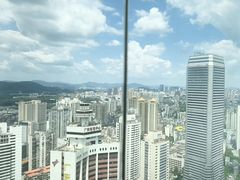 -亚洲国际大酒店·云顶阁旋转自助餐厅