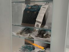 -福奈特洗衣洗鞋(宝华广场店)