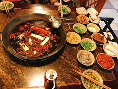 -星鸿社重庆老火锅(燃灯寺分店)