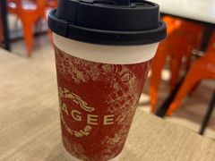 白雾红尘-霸王茶姬(大学城熙街店)