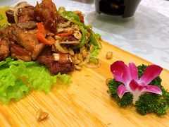 -老六饭店(翠通路店)