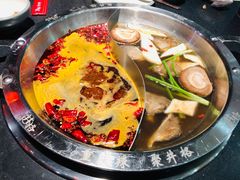 鸳鸯锅-井格重庆火锅(西直门凯德Mall店)