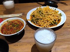 -万记麻辣烫国展总店