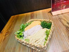-湊湊火锅·茶憩(合生汇购物中心店)