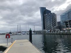 -墨尔本滨海港区