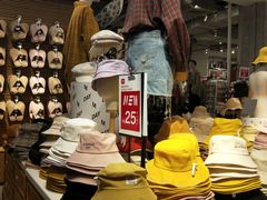 -纪念日百货(万达广场店)