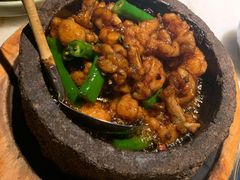 石锅杭椒牛蛙-桂满陇-西湖船宴(西单大悦城店)