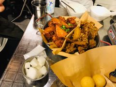 炸鸡翅一半一半-富乐满韩国正宗炸鸡韩国料理(虹泉路店)