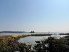 -亮河湾山庄