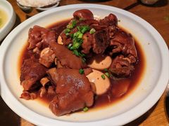 座山雕猪手煲-95号酱骨·一块豆腐(展春园西路店)
