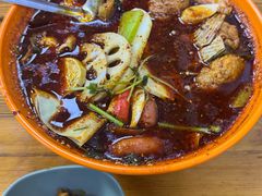 -不起眼麻辣烫凉皮店