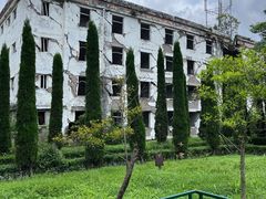 -四川汶川特大地震漩口中学遗址