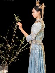 -LAFINE 兰斐婚纱礼服馆